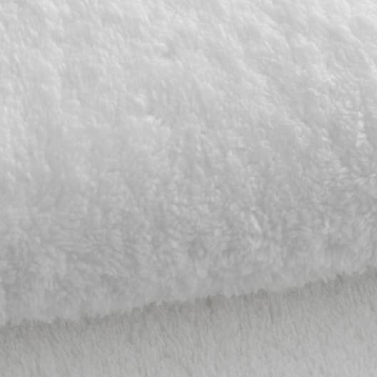 Micro needling at LashOutLolo & Esthetics in Las Vegas, NV